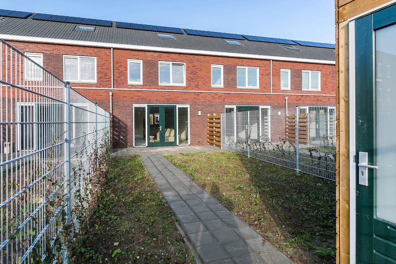 117 m² huis met tuin en eigen parkeerplek - Afbeelding 15