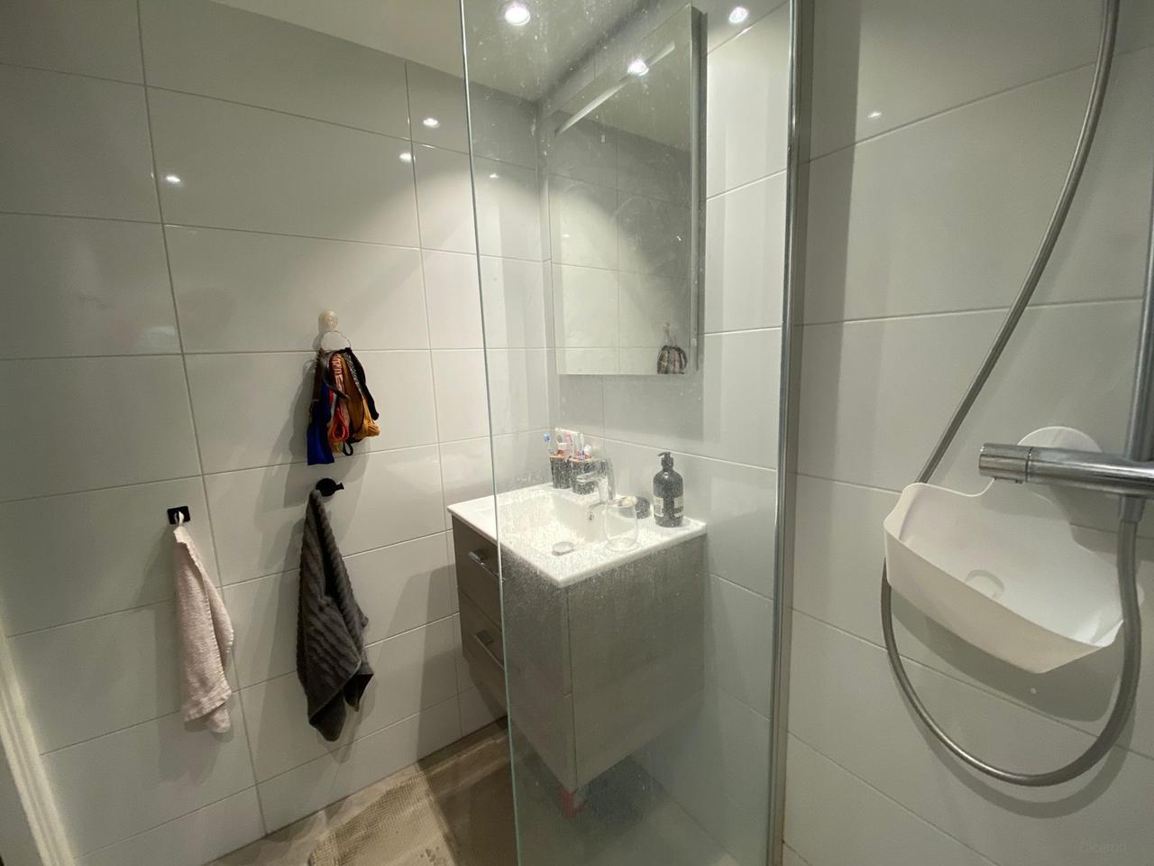 Split level appartement met balkon in centrum - Afbeelding 9