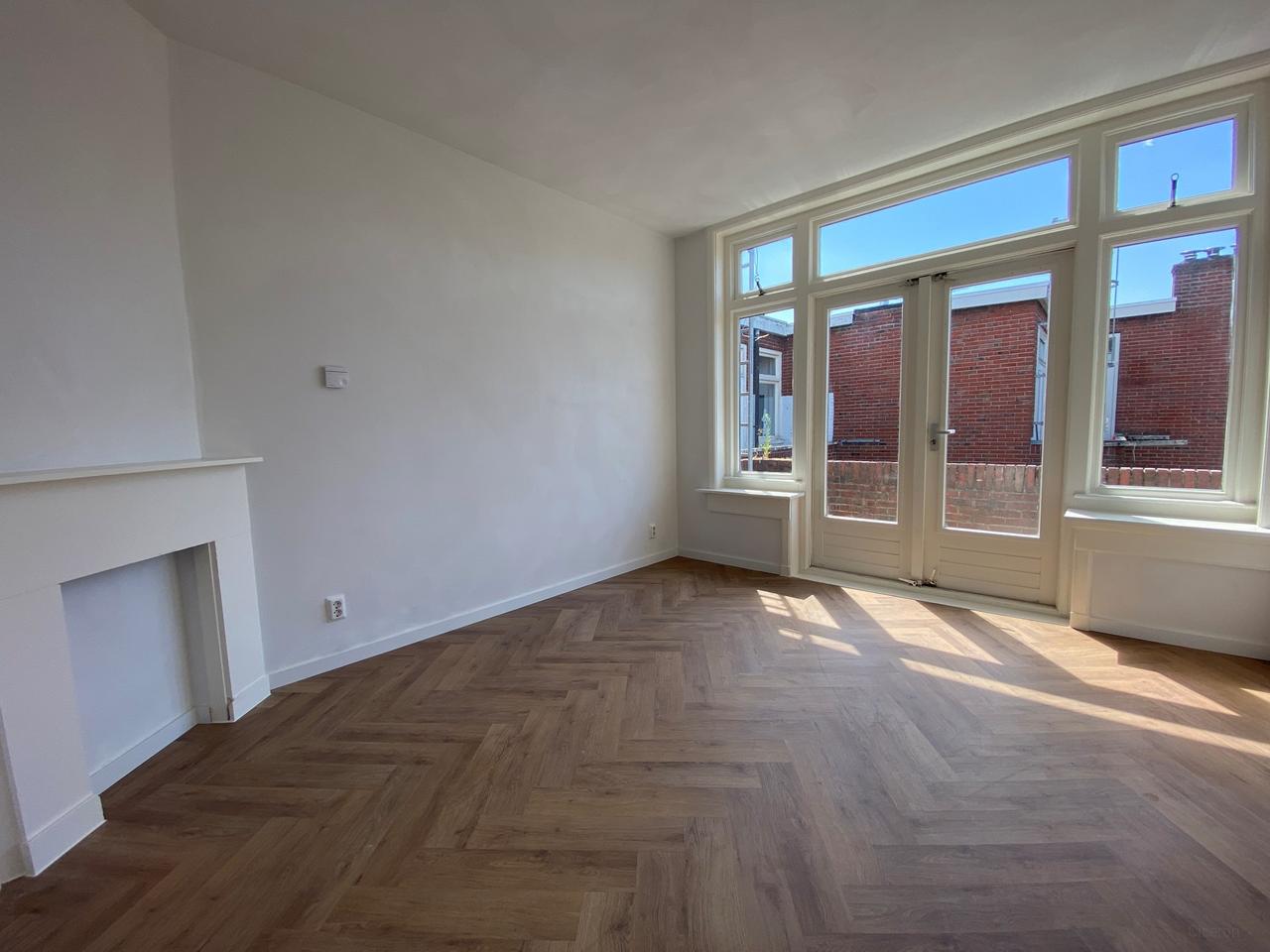 Studentenkamer met balkon in Professorenbuurt - Afbeelding 2