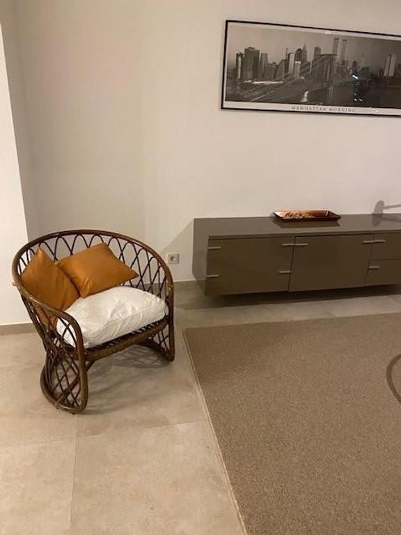 Furnished 2-Bedroom Apartment with Balcony - Image 6