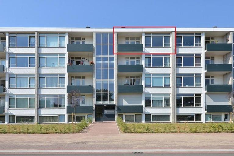 Furnished 2-Bedroom Apartment with Balcony - Image 14