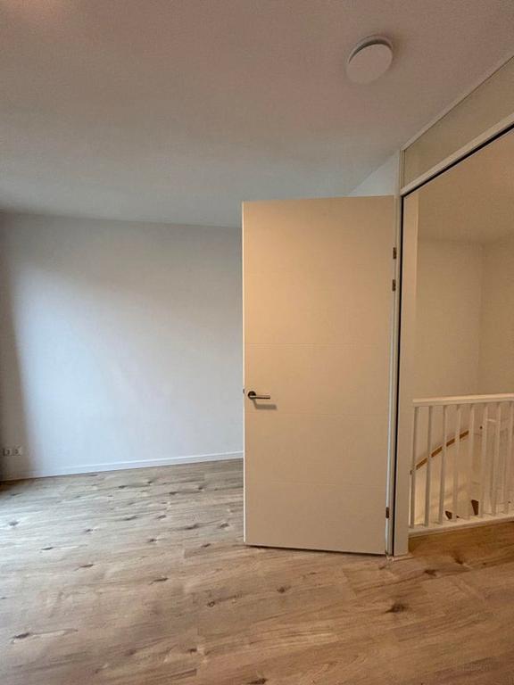 New 4-bedroom townhouse on the Groene Loper - Image 13