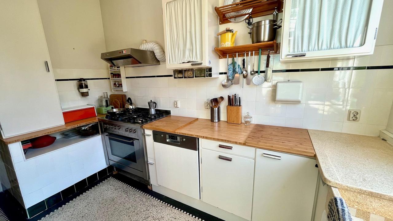 Gemeubileerd gezinshuis met tuin in Loosduinen - Afbeelding 10