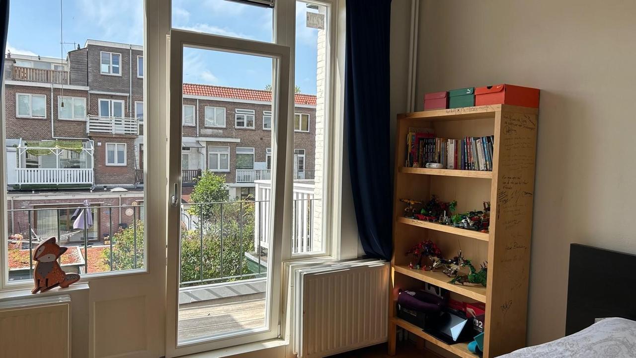 Gemeubileerd familiehuis met tuin, 4 slaapkamers - Afbeelding 4