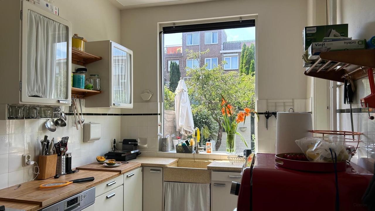 Gemeubileerd familiehuis met tuin, 4 slaapkamers - Afbeelding 45
