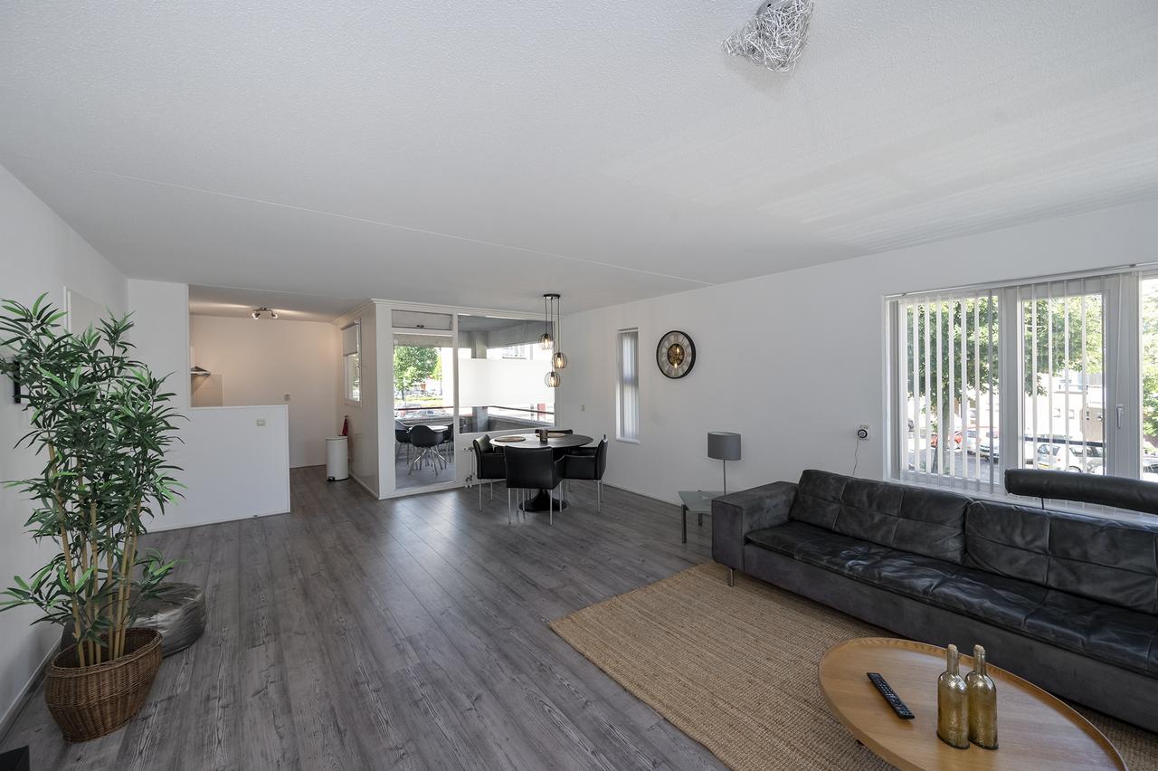 3-kamerappartement met loggia bij station - Afbeelding 19