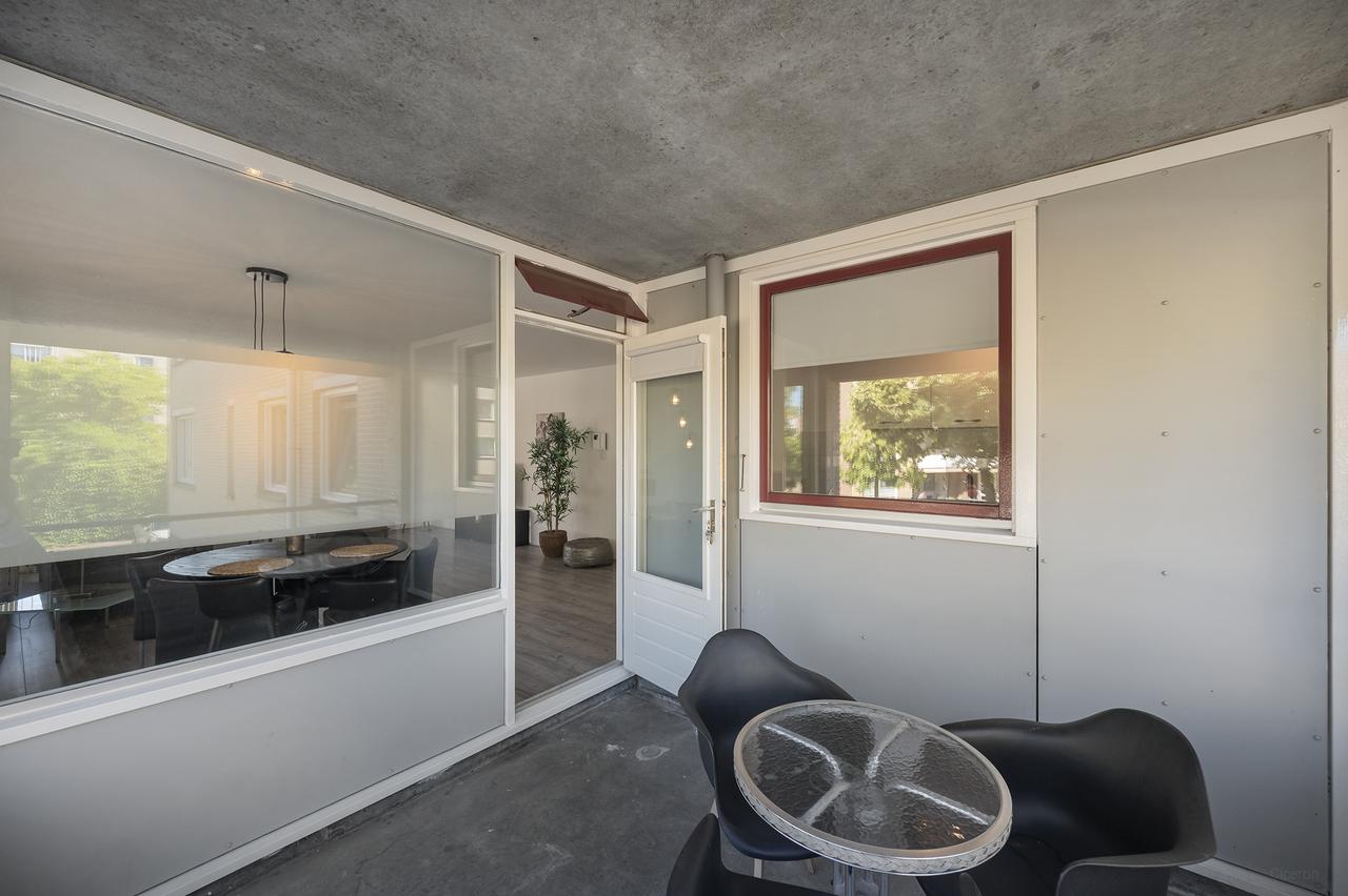 3-kamerappartement met loggia bij station - Afbeelding 24