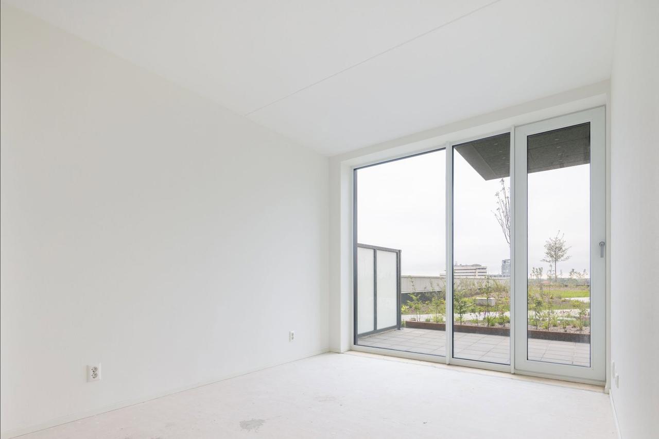 Balkon en lift in nieuw appartement - Afbeelding 6