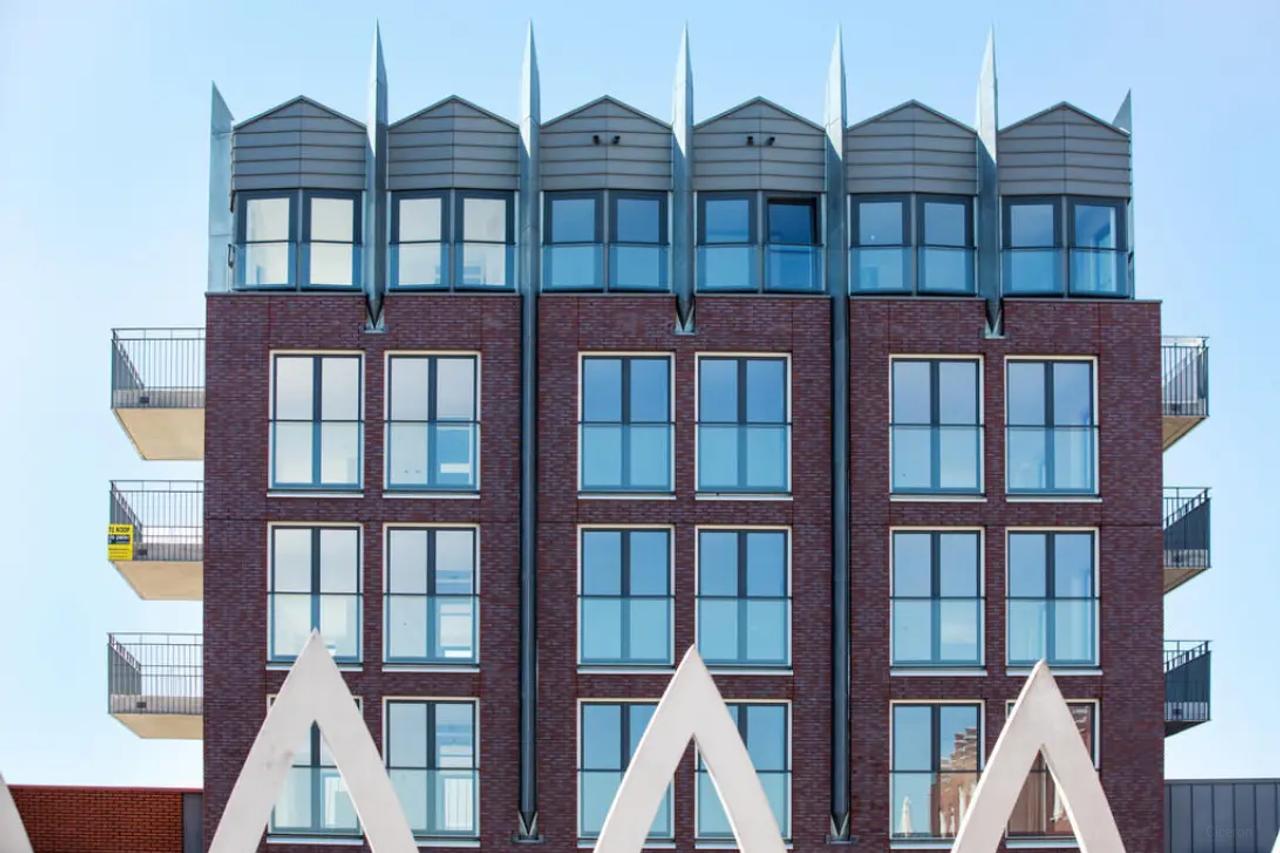 3-kamerappartement met balkon in Centrum - Afbeelding 1