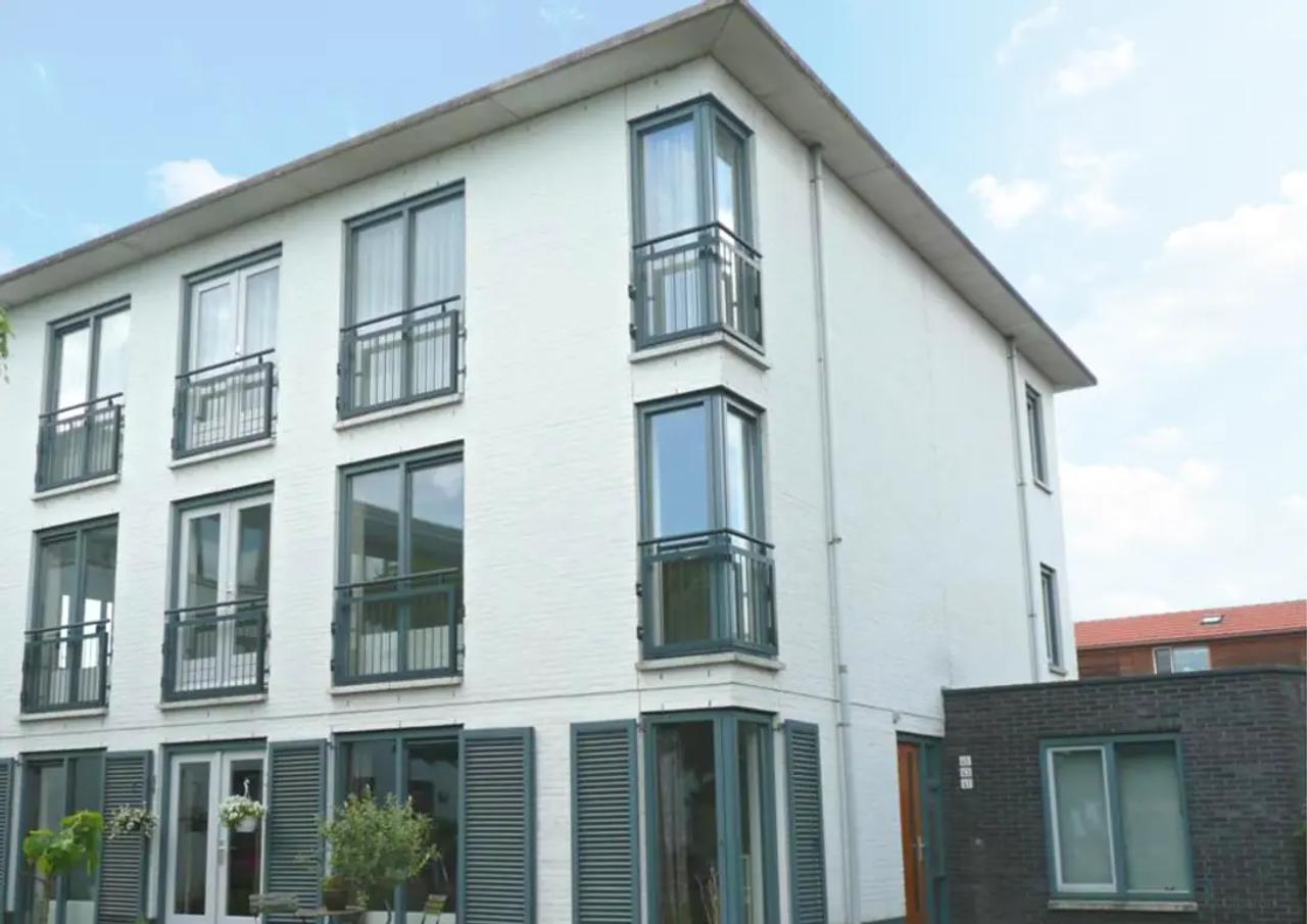 101 m² met zonnige loggia in Morgenweide - Afbeelding 2