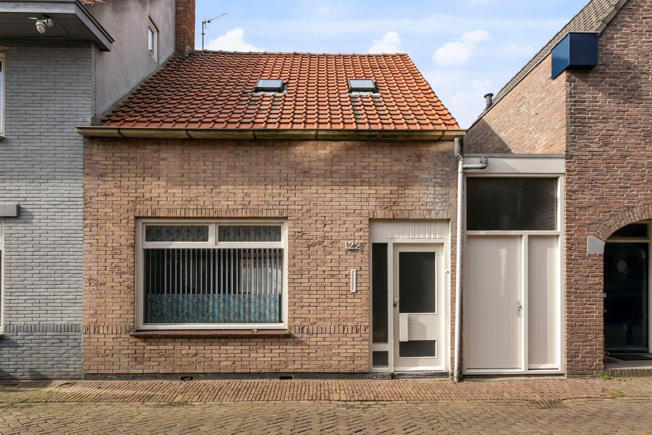 Gemeubileerd herenhuis met 3 slaapkamers - Afbeelding 1
