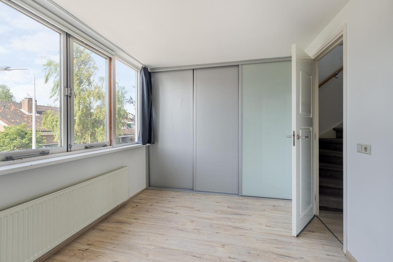 Hoekwoning met 5 slaapkamers en garage - Afbeelding 18