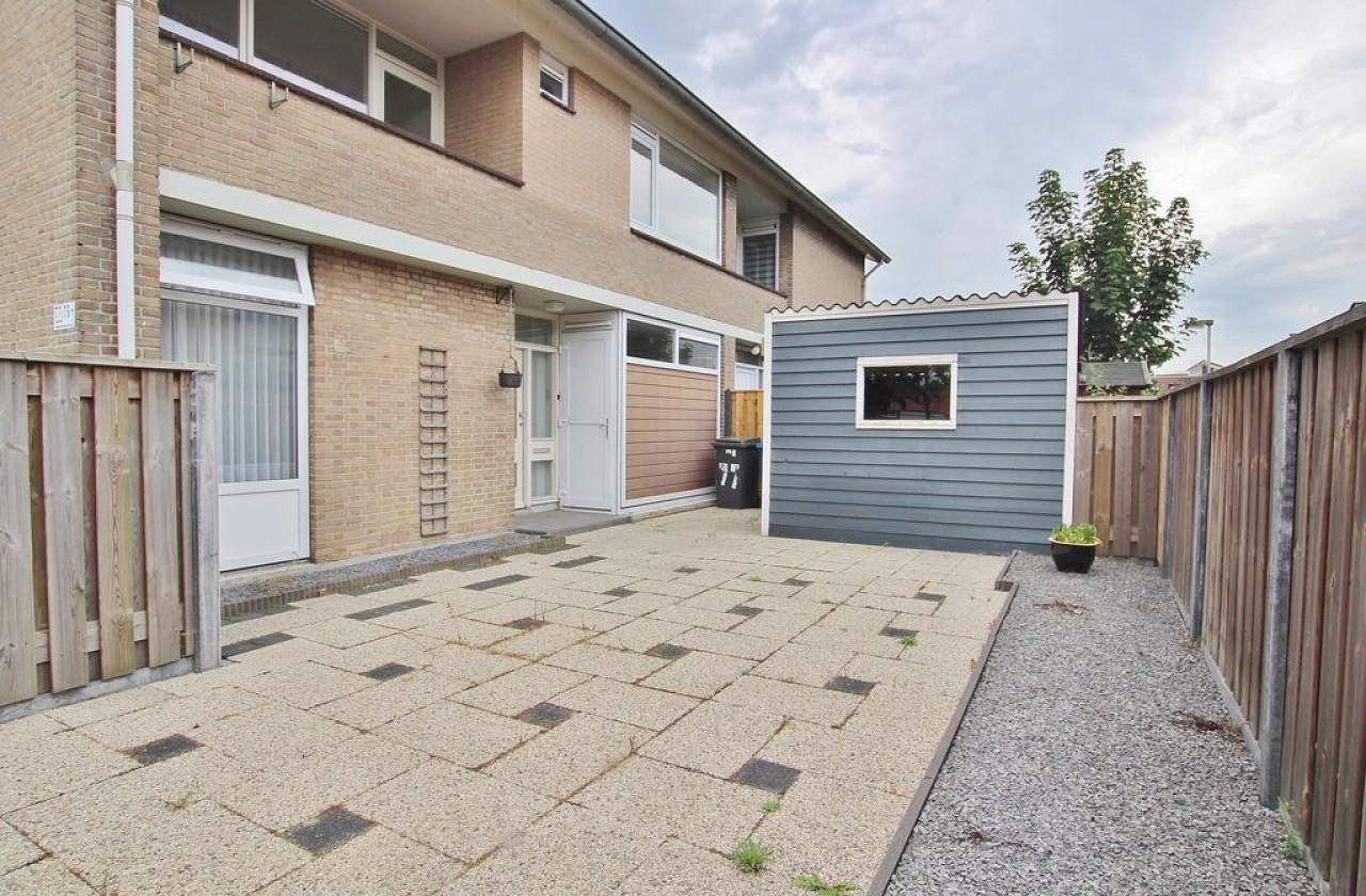 Three-Bedroom Home with Garden in Axel - Image 20
