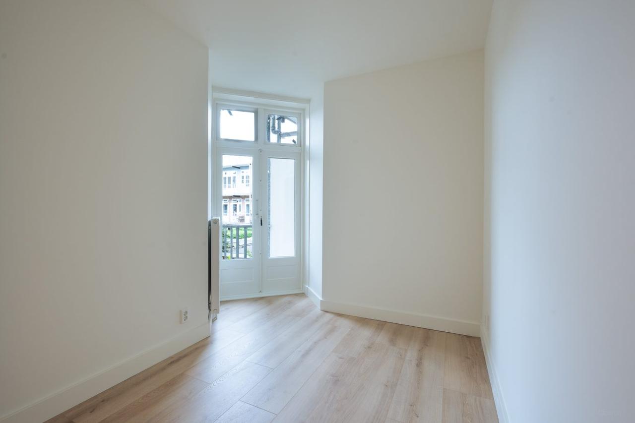 3-slaapkamerappartement met balkon - Afbeelding 9