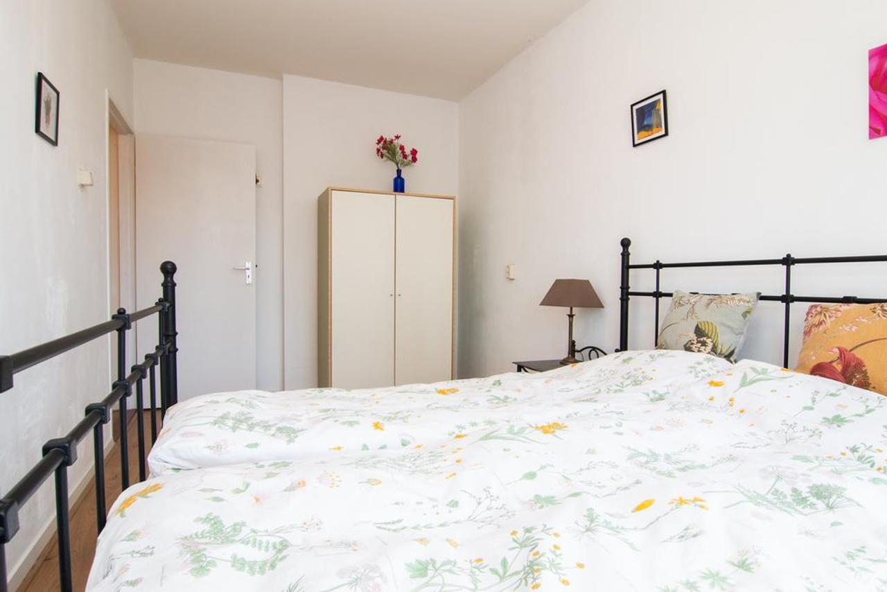 Gemeubileerd 4-kamerappartement in Amsterdam Noord - Afbeelding 8