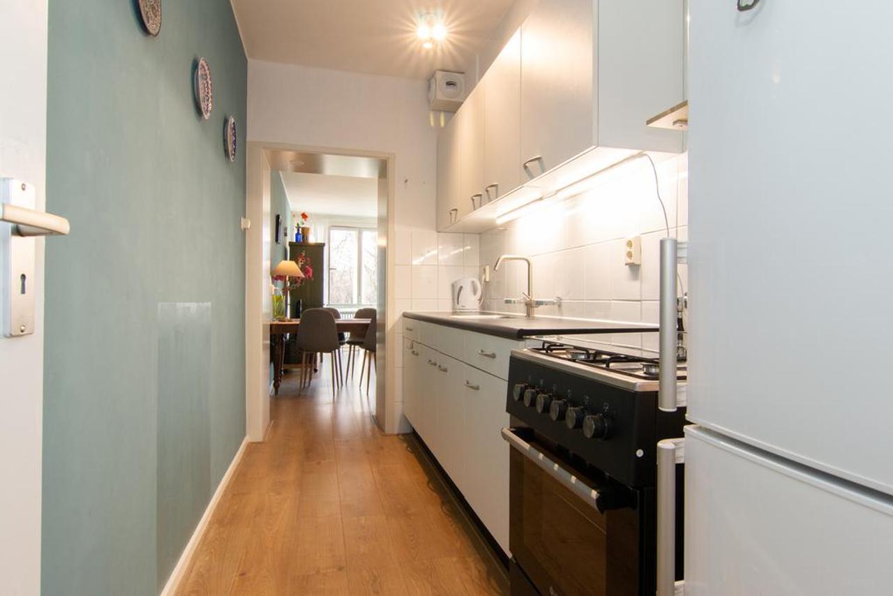Gemeubileerd 4-kamerappartement in Amsterdam Noord - Afbeelding 16