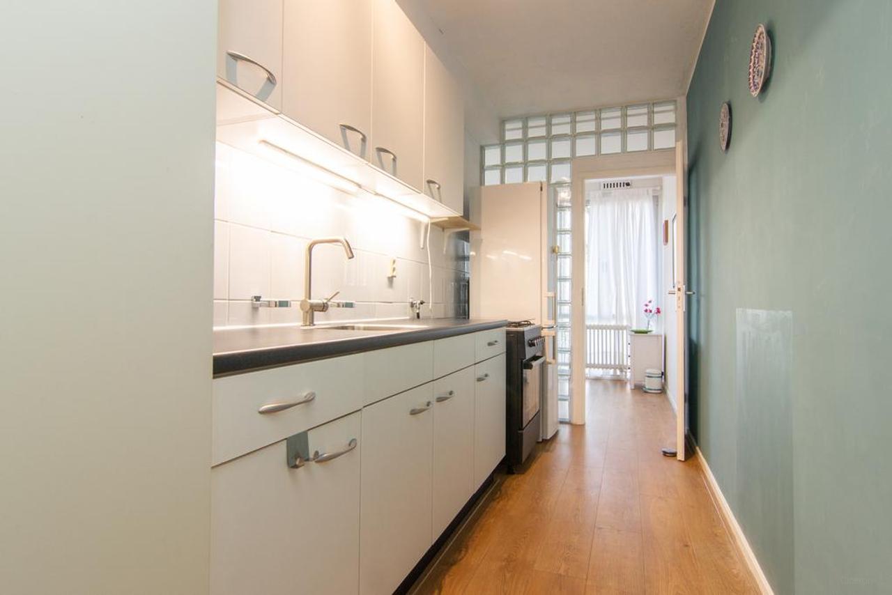 Gemeubileerd 4-kamerappartement in Amsterdam Noord - Afbeelding 17
