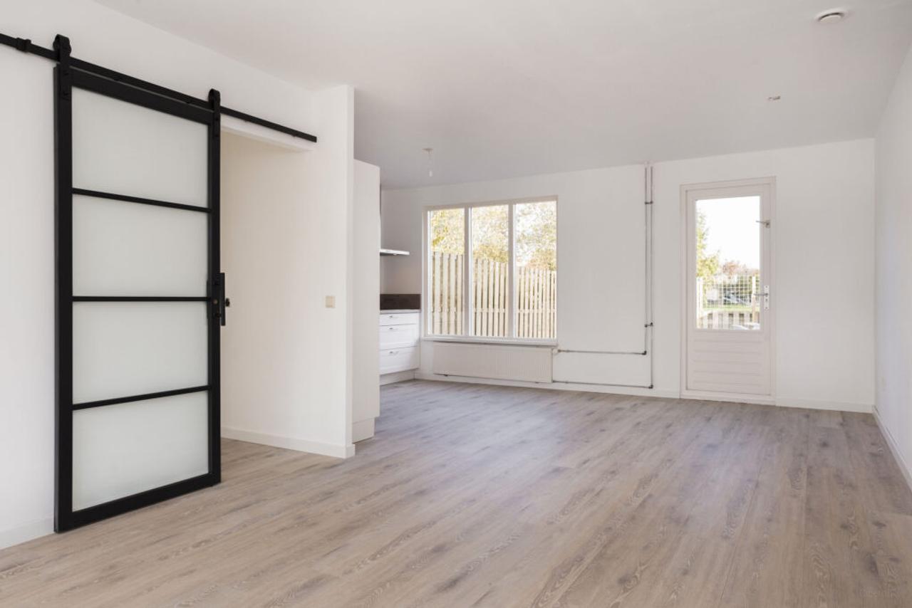 3-slaapkamerwoning met tuin en eigen oprit - Afbeelding 2