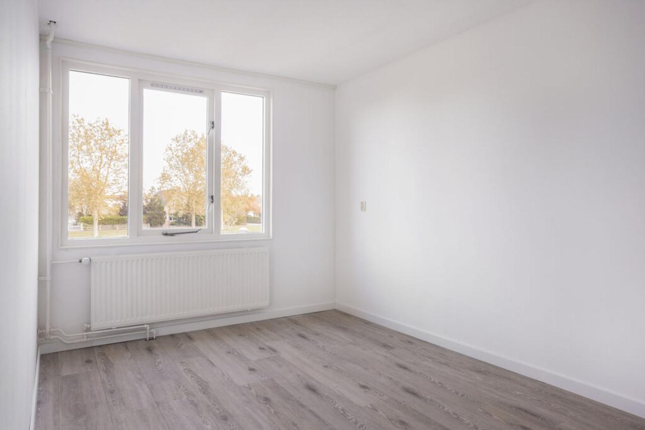 3-slaapkamerwoning met tuin en eigen oprit - Afbeelding 8