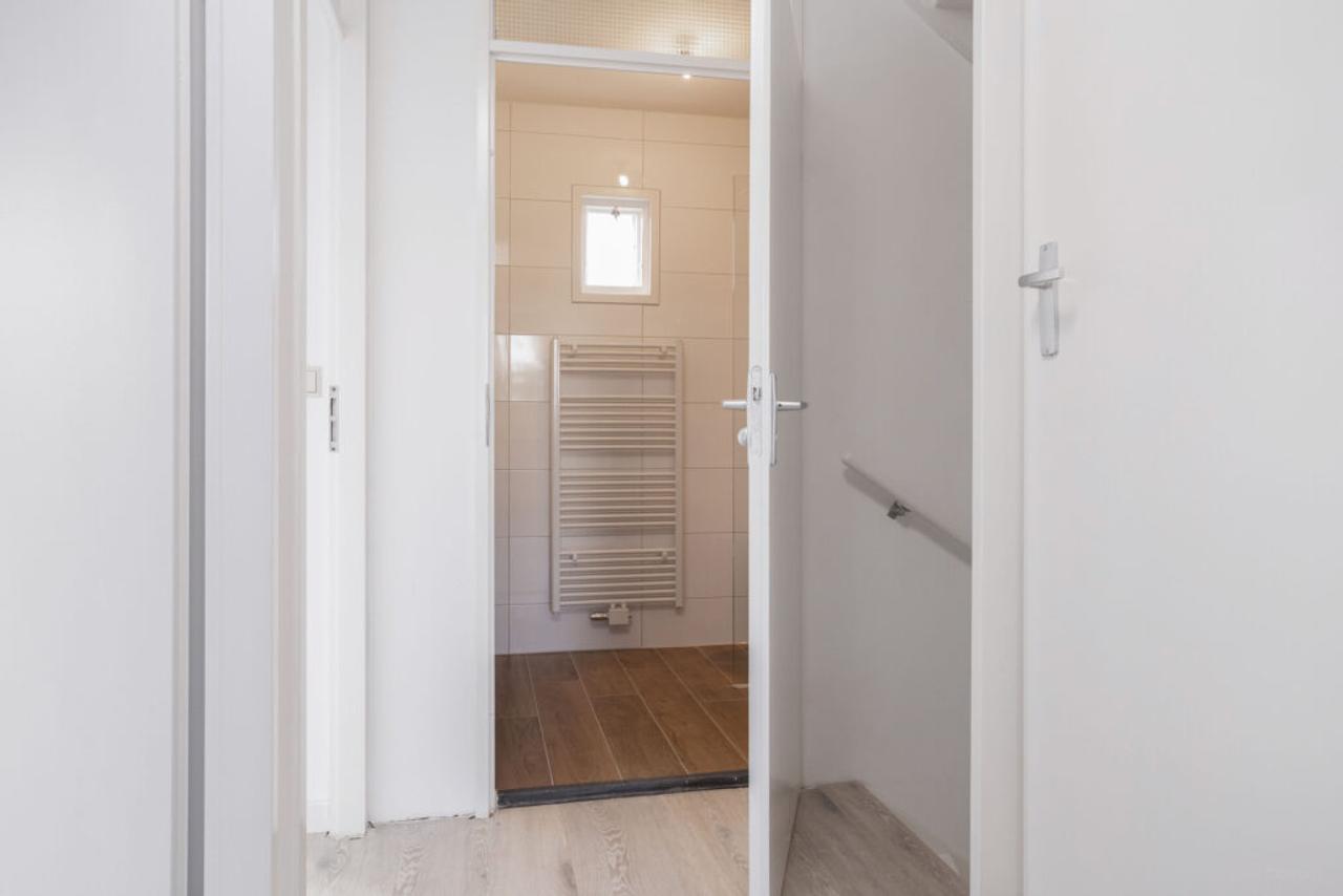 3-slaapkamerwoning met tuin en eigen oprit - Afbeelding 14
