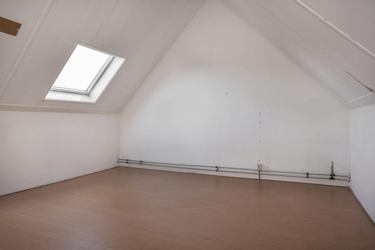 3-slaapkamerwoning met tuin en eigen oprit - Afbeelding 15
