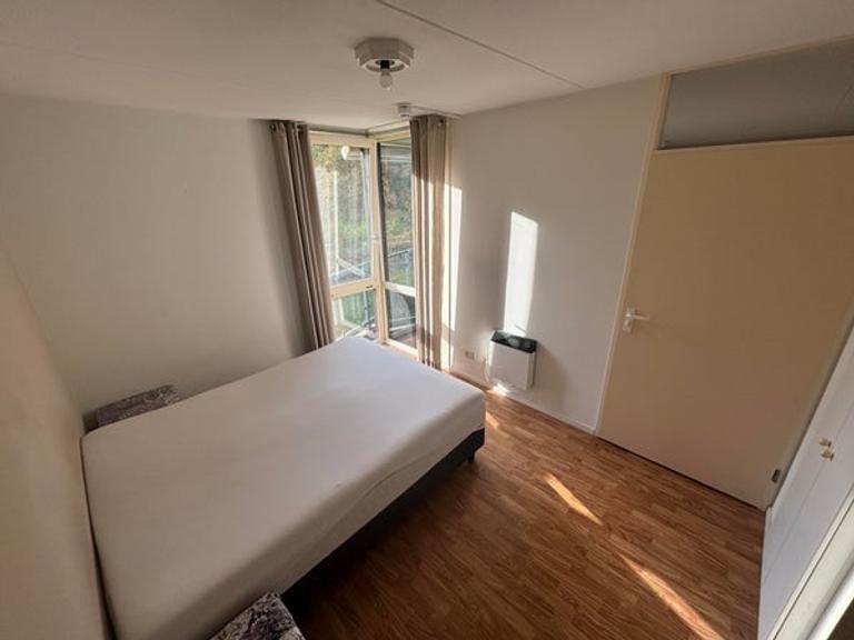 Furnished Apartment with Balcony in Bad Boekelo - Image 5