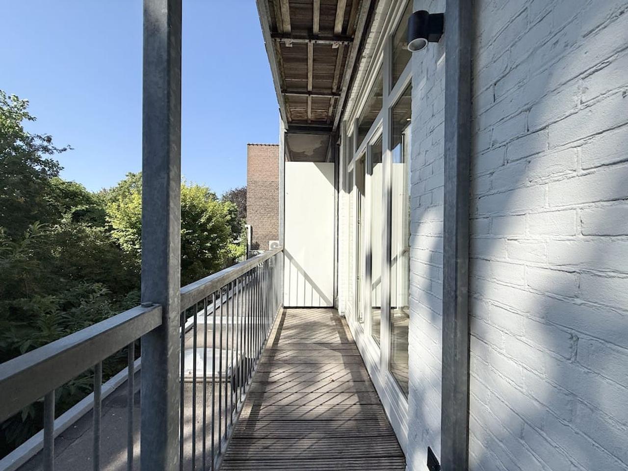 Drieslaapkamerappartement met balkon - Afbeelding 4