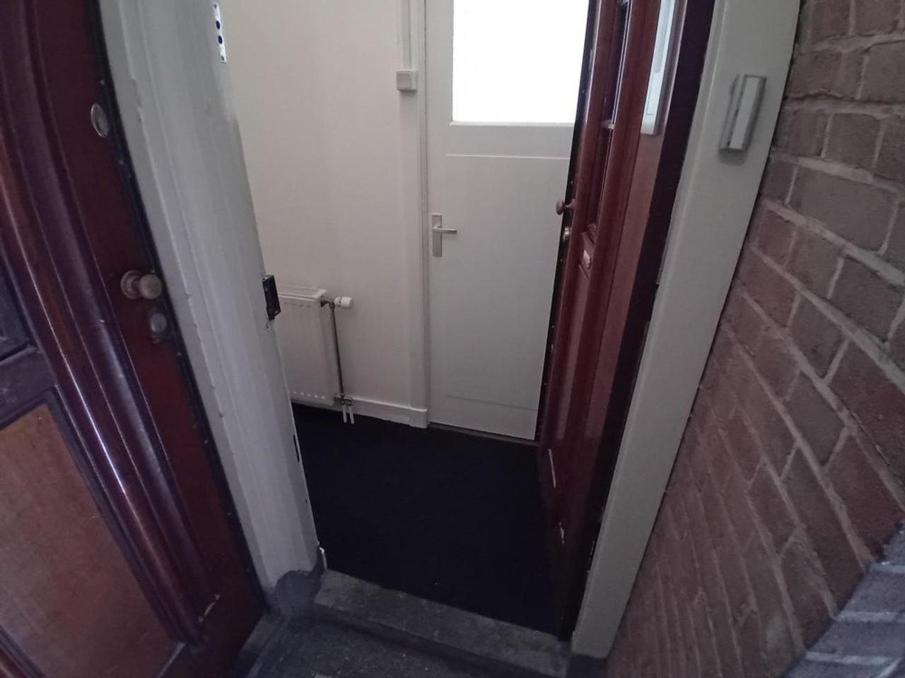 3-slaapkamerappartement aan plantsoen - Afbeelding 2
