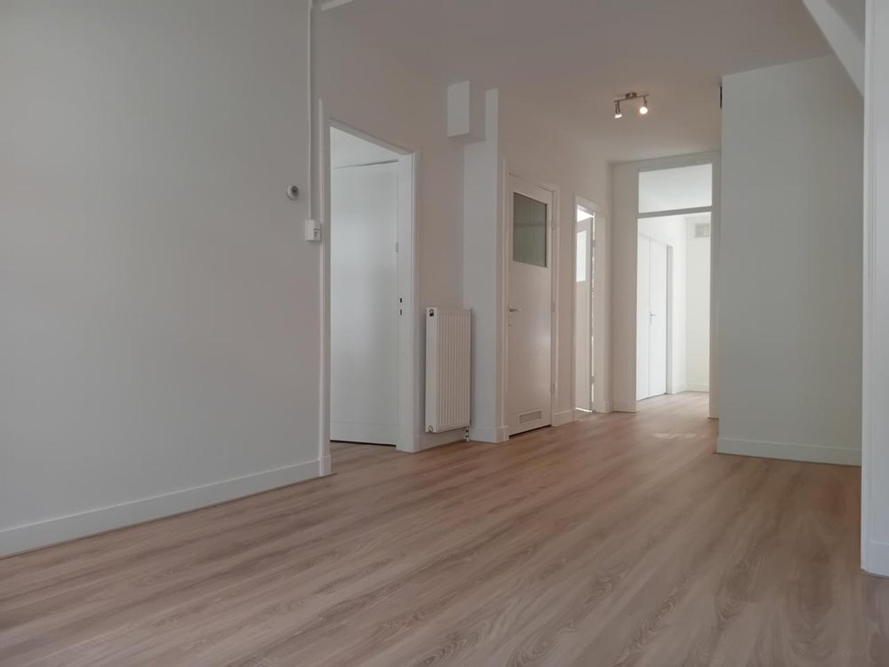 3-slaapkamerappartement aan plantsoen - Afbeelding 6