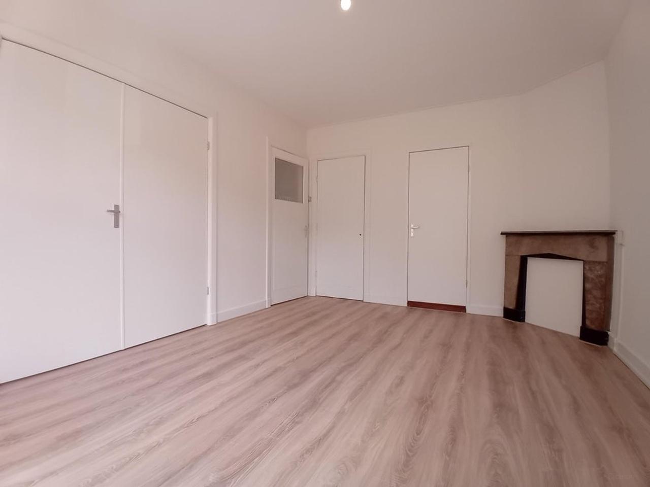 3-slaapkamerappartement aan plantsoen - Afbeelding 9