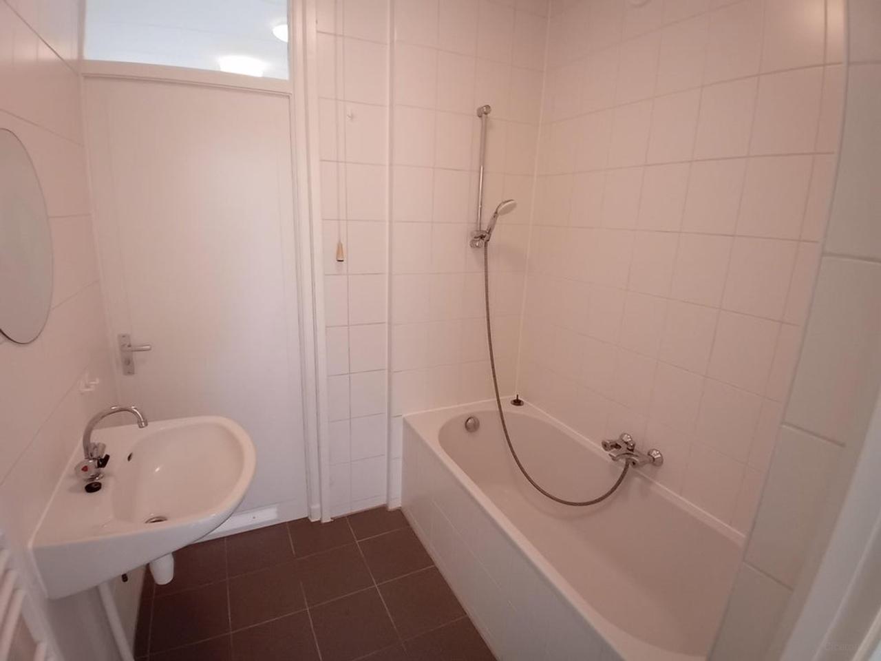3-slaapkamerappartement aan plantsoen - Afbeelding 16
