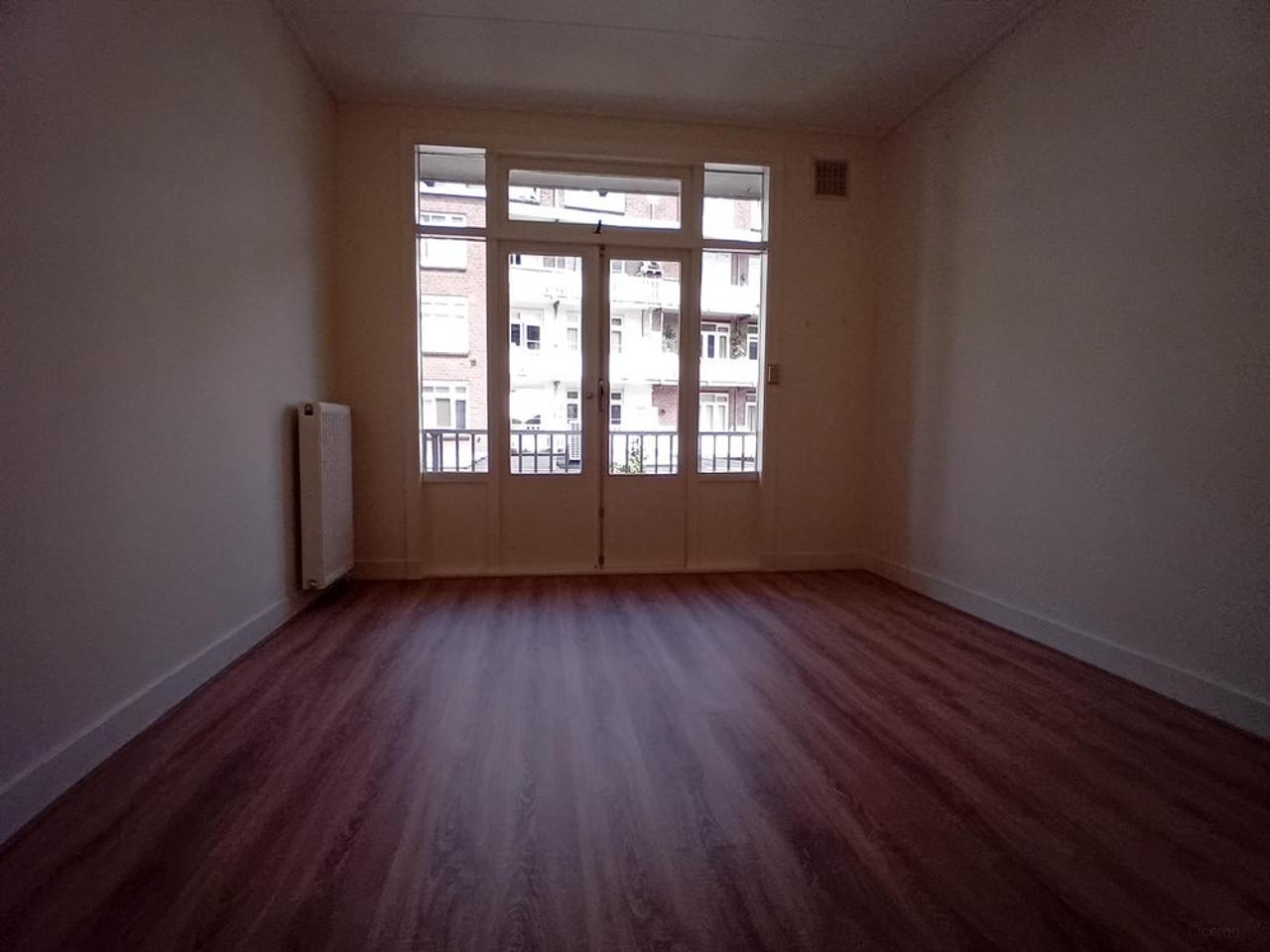3-slaapkamerappartement aan plantsoen - Afbeelding 17
