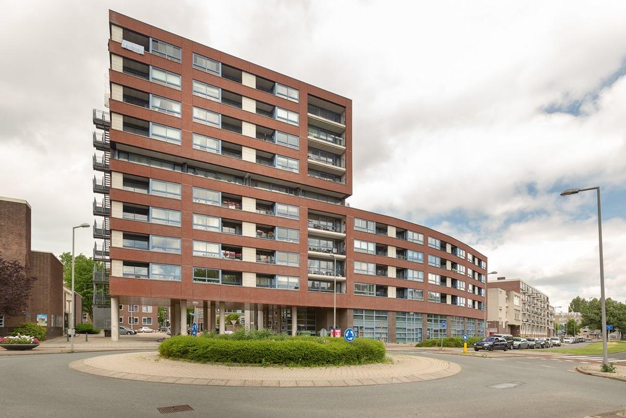 135 m² appartement met parkeren in Rubroek - Afbeelding 1