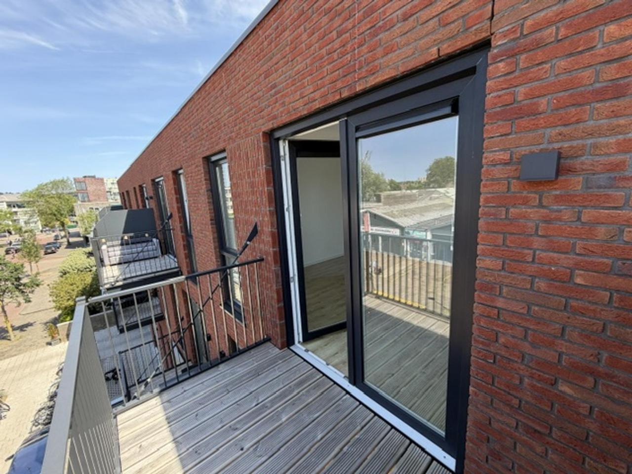 2-kamerappartement met balkon en parkeerplek - Afbeelding 4