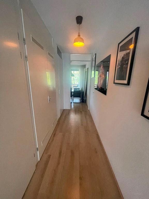 Tijdelijk 3-kamerappartement met parkeerplek - Afbeelding 11