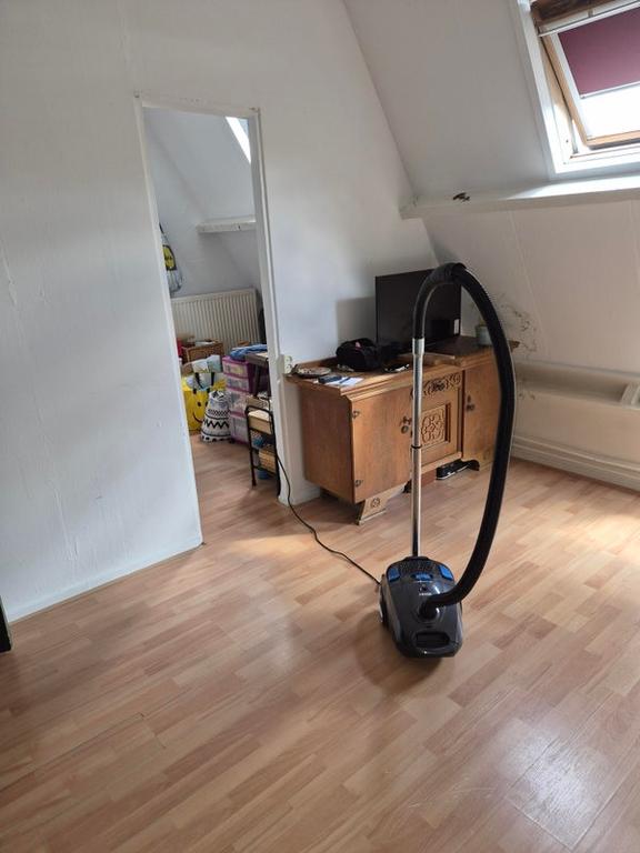 Kamer met aparte slaapruimte in Assendorp - Afbeelding 4