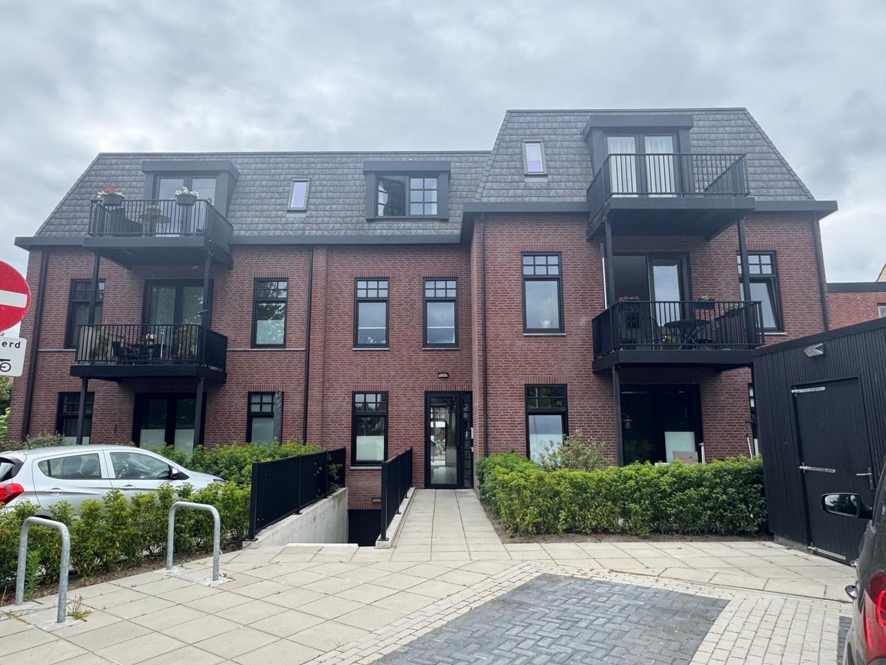 Nieuw 3-kamerappartement met balkon - Afbeelding 2