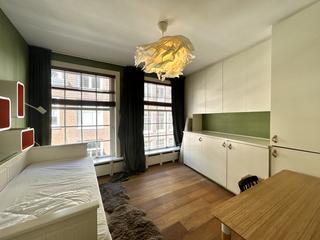 Three-Bedroom Apartment with Balcony in City Centre - Image 23