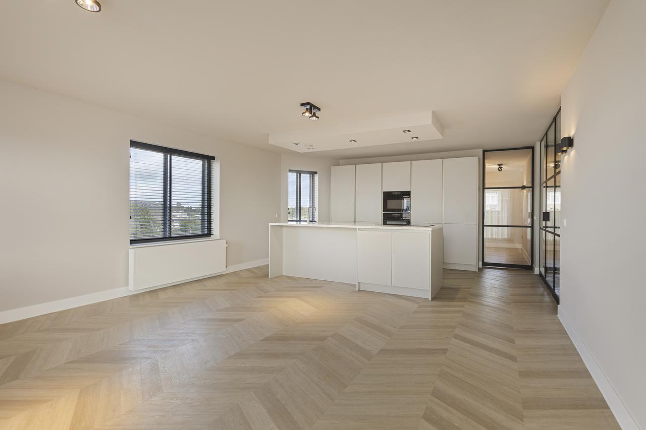 95 m2 appartement met terras in de Jordaan - Afbeelding 1