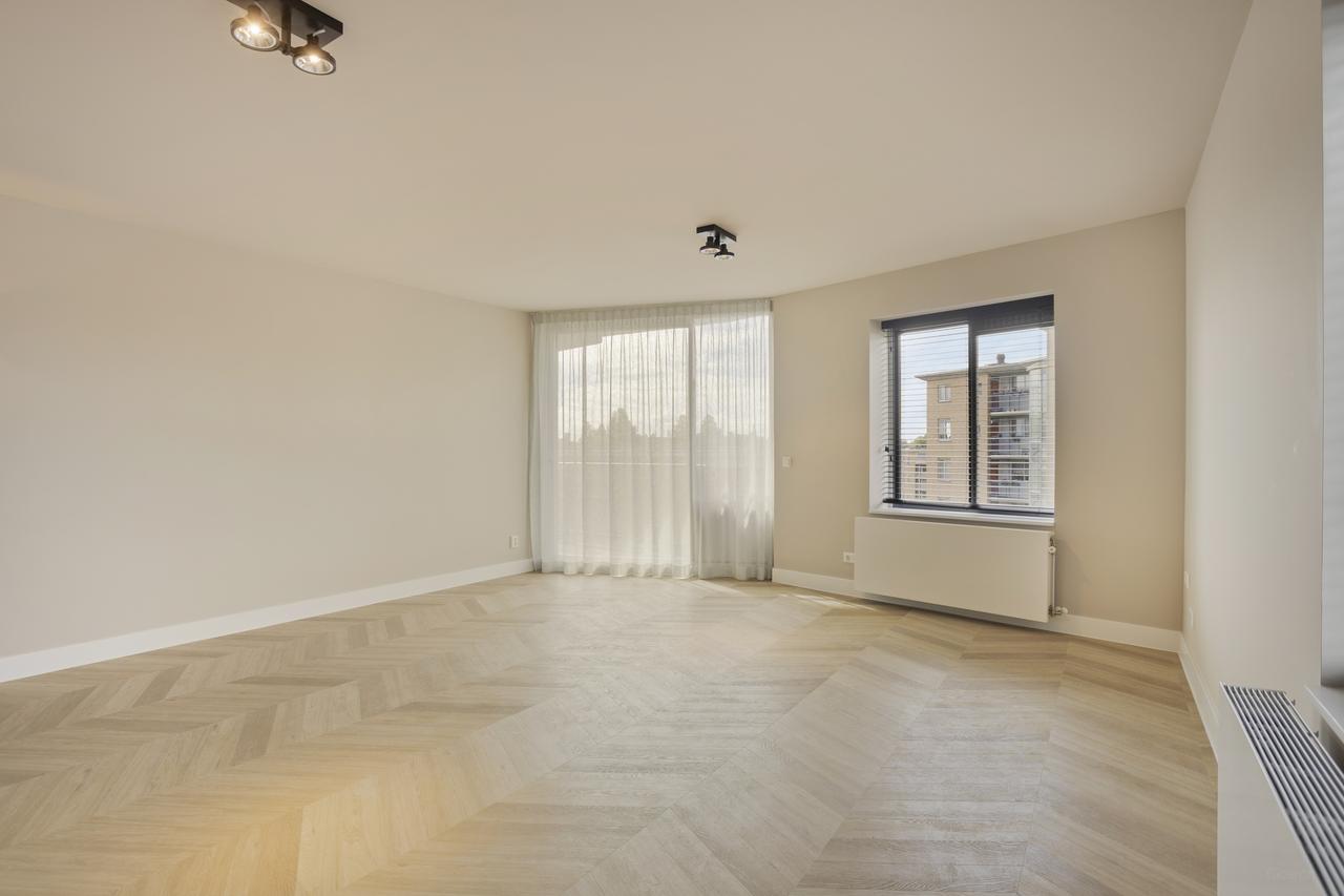 95 m2 appartement met terras in de Jordaan - Afbeelding 12
