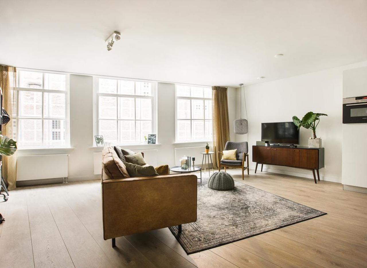 105 m² appartement met dakterras in centrum - Afbeelding 1