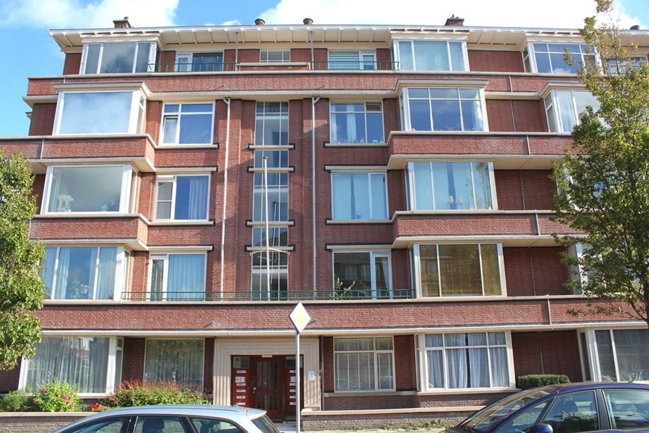 Licht 3-kamerappartement met breed balkon - Afbeelding 1