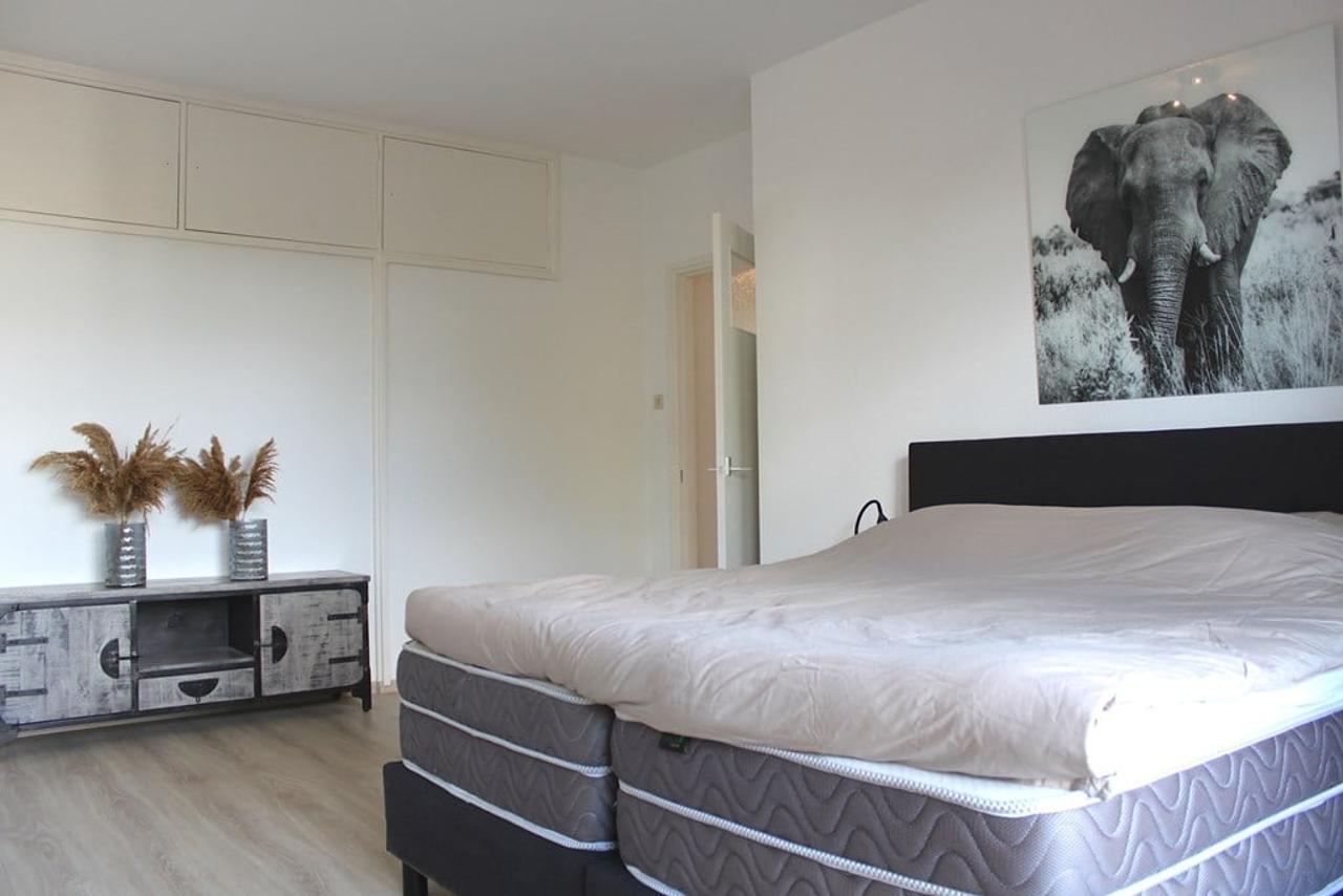 Licht 3-kamerappartement met breed balkon - Afbeelding 9