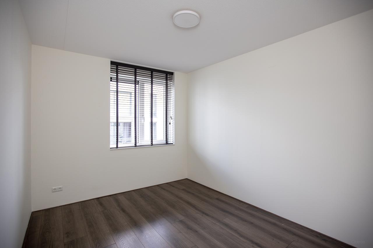 Licht 3-kamerappartement met balkon - Afbeelding 12
