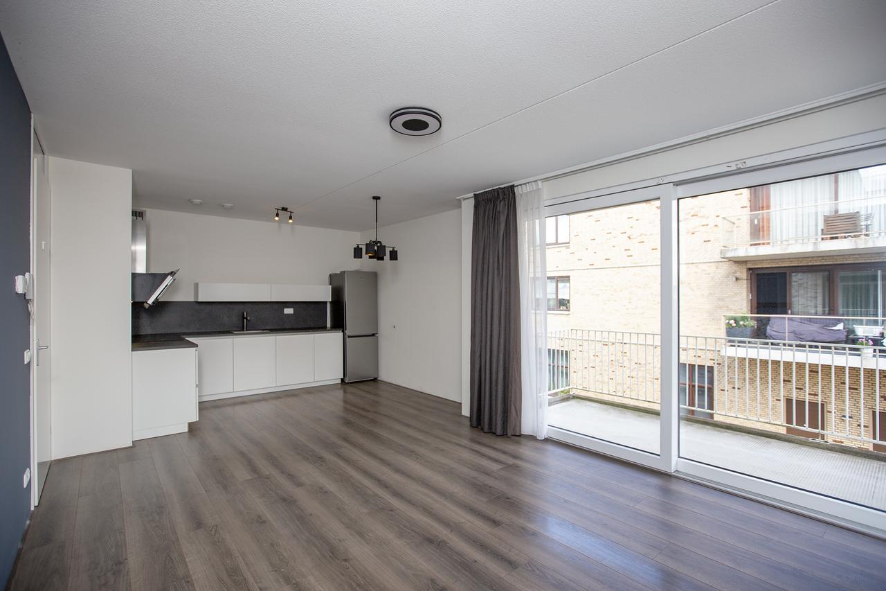 Licht 3-kamerappartement met balkon - Afbeelding 17