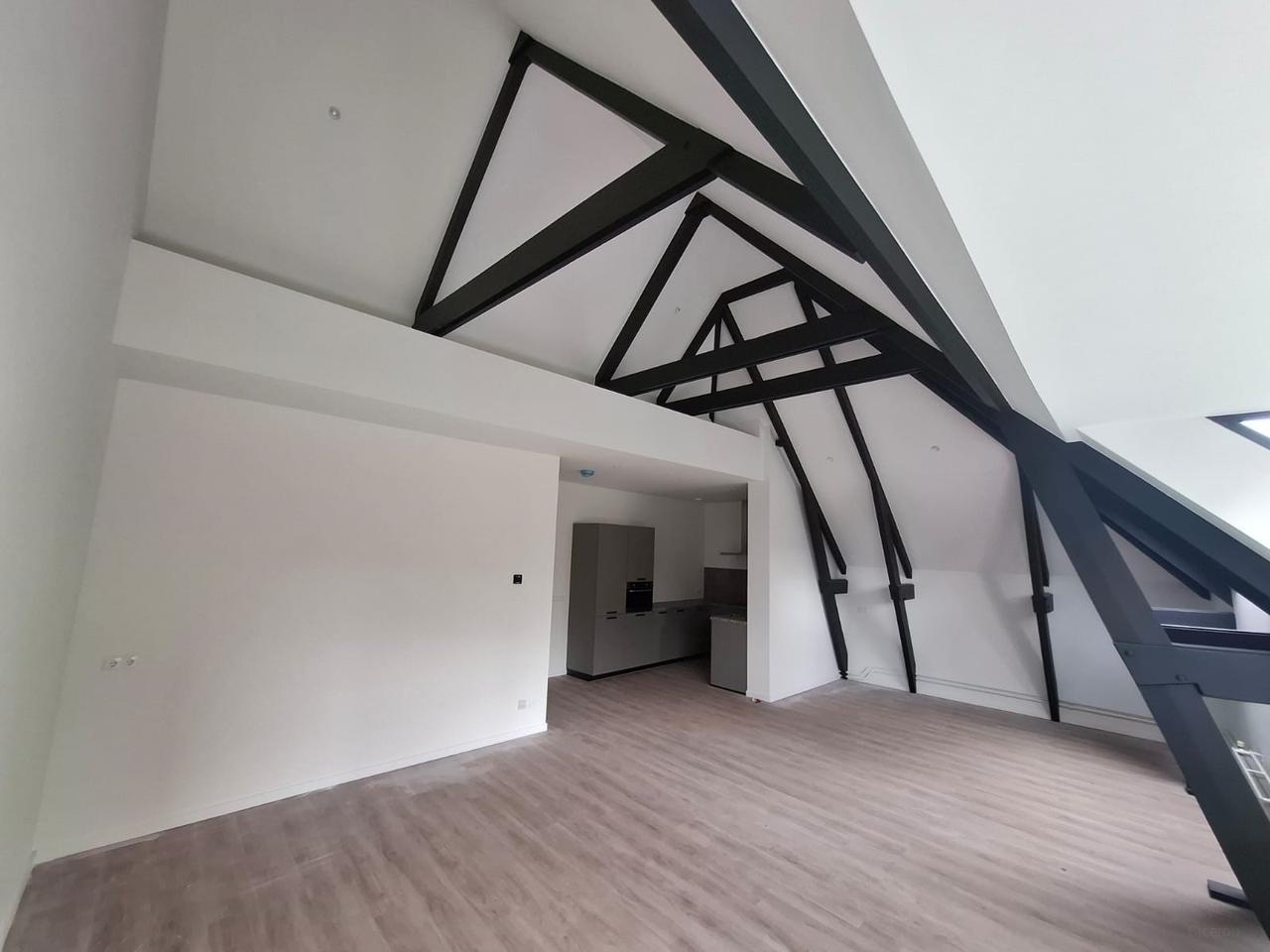 Top Apartment with Akerk Views - Image 2
