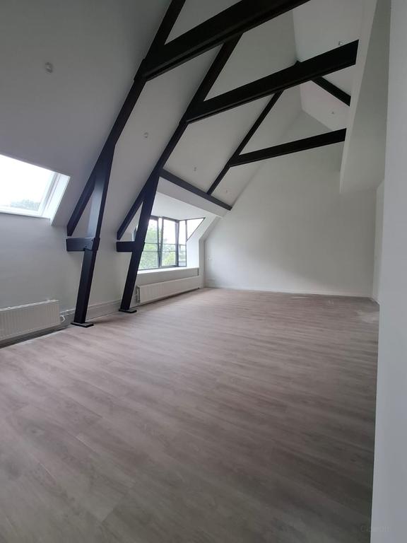Top Apartment with Akerk Views - Image 6