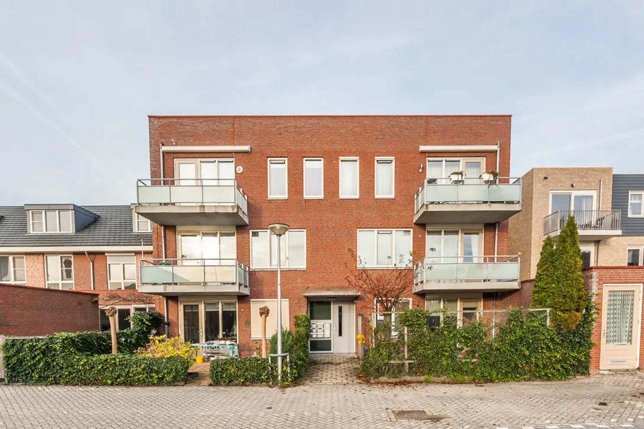3-kamer appartement met tuin in Moordrecht - Afbeelding 1