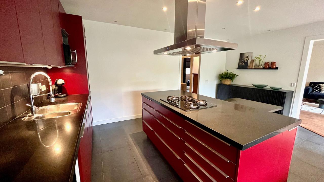 Gemeubileerd 3-kamerappartement met balkon - Afbeelding 7