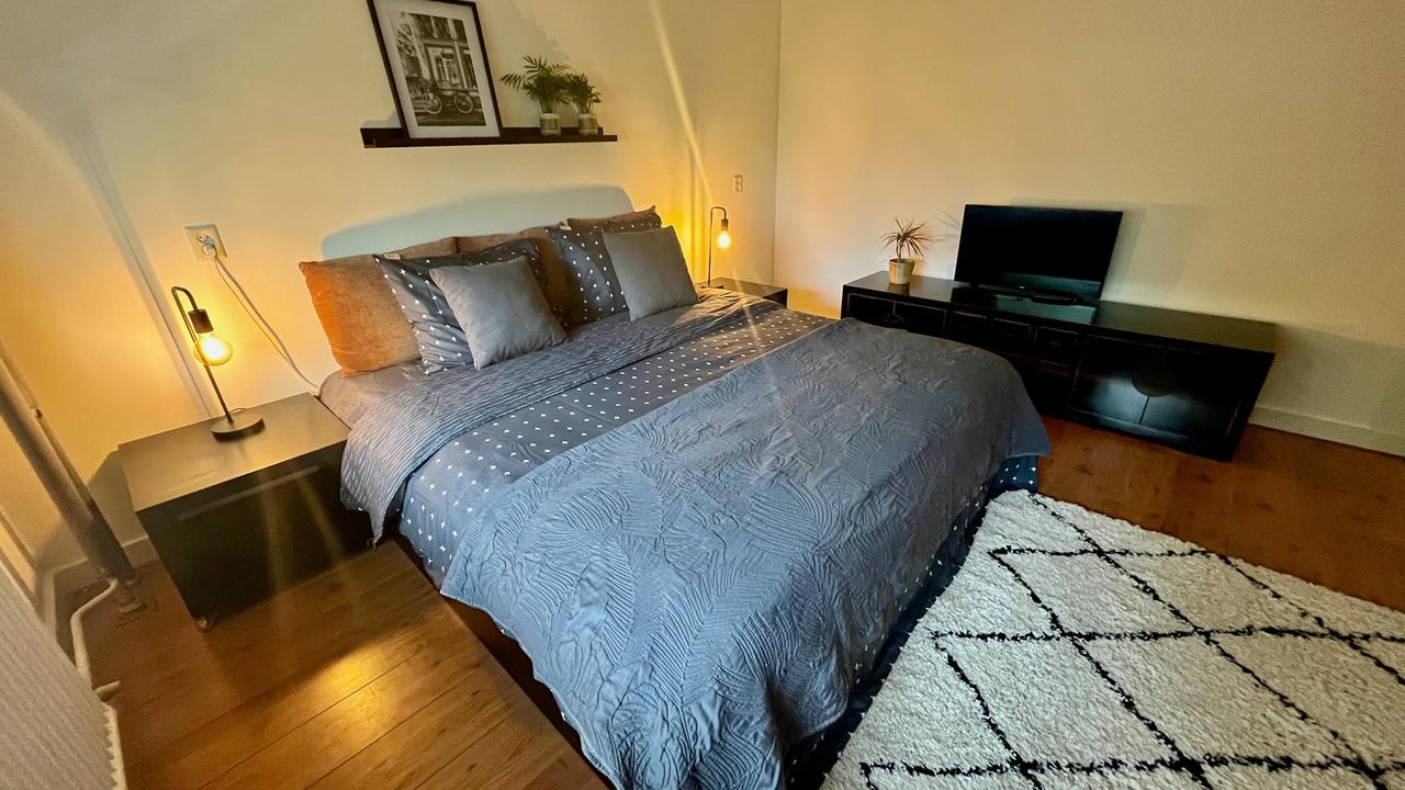 Gemeubileerd 3-kamerappartement met balkon - Afbeelding 10